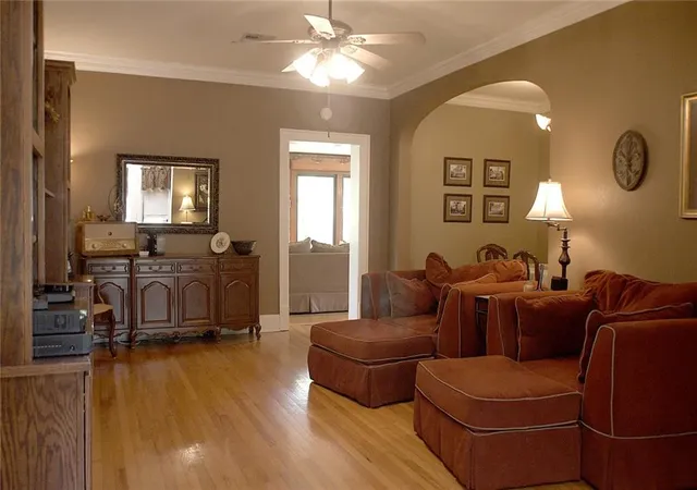 Photo 2 of Single family home for sale at 350 S 5th Street, Ponchatoula, LA 70454 | MLS# 2554375 | Listing updated on 2026-06-15