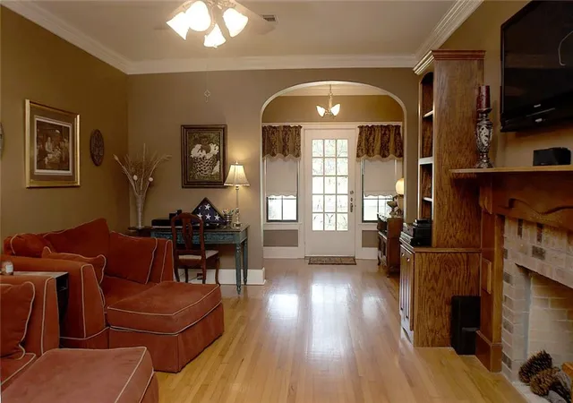 Photo 3 of Single family home for sale at 350 S 5th Street, Ponchatoula, LA 70454 | MLS# 2554375 | Listing updated on 2026-06-15