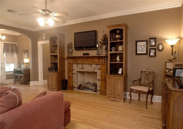 Photo 4 of Single family home for sale at 350 S 5th Street, Ponchatoula, LA 70454 | MLS# 2554375 | Listing updated on 2026-06-15