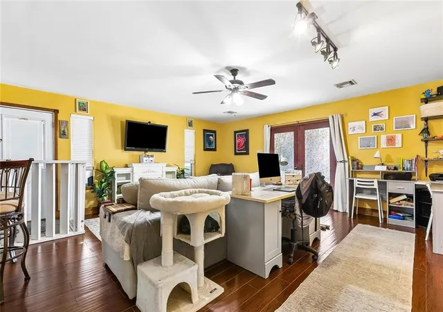 2nd image of 212 Ocelot Dr, Arabi, LA 70032 | MLS# 2554350