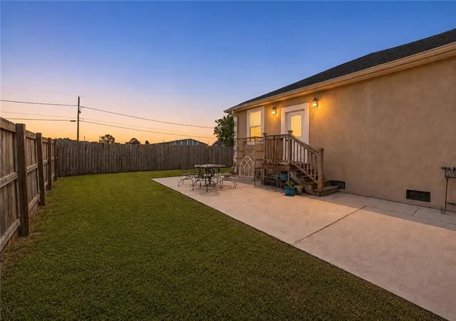 Homes for sale in Chalmette, LA | 3317 Volpe Dr, Chalmette, LA 70043 | MLS# 2554630