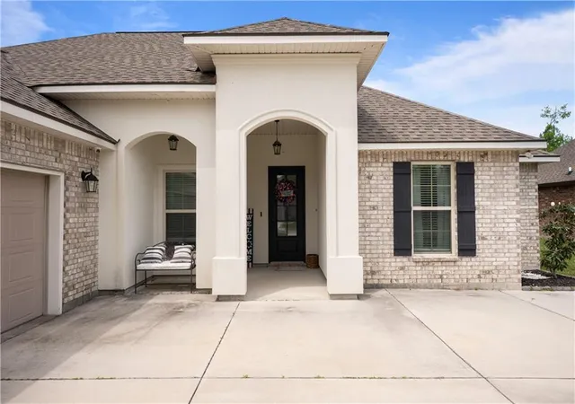Homes for sale in Hammond, LA | 19503 Ketchwood Dr, Hammond, LA 70403 | MLS# 2554597
