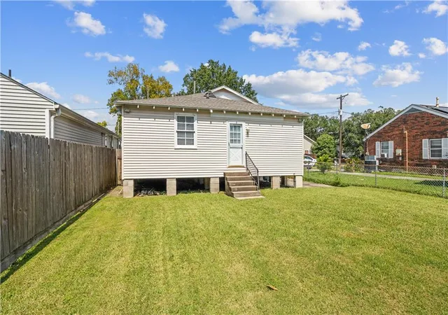 Homes for sale in Metairie, LA | 4208 Heaslip Ave, Metairie, LA 70001 | MLS# 2554695