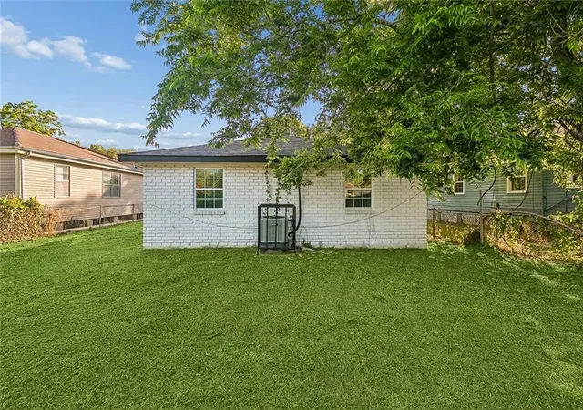 Homes for sale in New Orleans, LA | 8014 Lucerne St, New Orleans, LA 70128 | MLS# 2553856