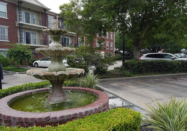 Photo 2 of Condo for sale at 800 Rue Burgundy St #315, Metairie, LA 70005 | MLS# 2554289 | Listing updated on 2026-09-01