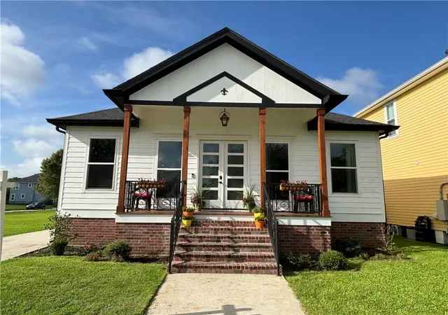 1st image of 9 Monplaiser Pl, New Orleans, LA 70114 | MLS# 2554789