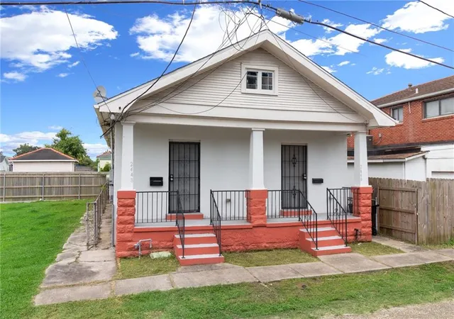 2nd image of 2446 N Rocheblave St, New Orleans, LA 70117 | MLS# 2549433