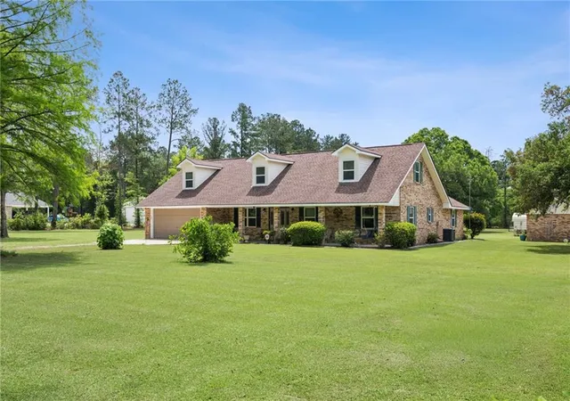 1st image of 22298 Longleaf Dr, Covington, LA 70435 | MLS# 2554432