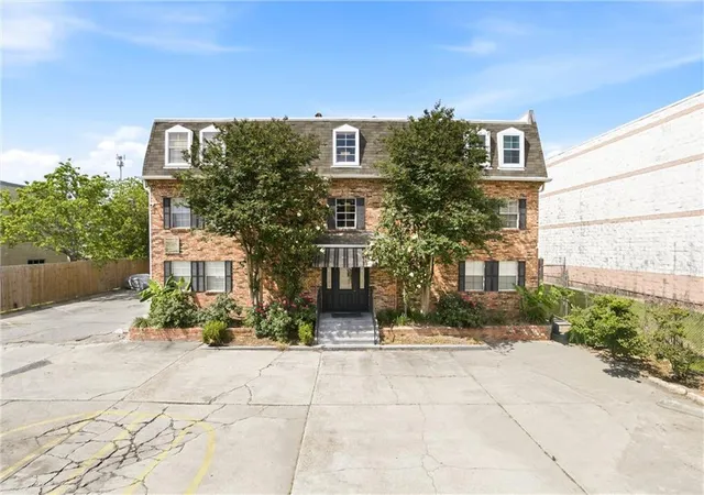 Homes for sale in Baton Rouge, LA | 4735 Government St #215, Baton Rouge, LA 70806 | MLS# 2546119