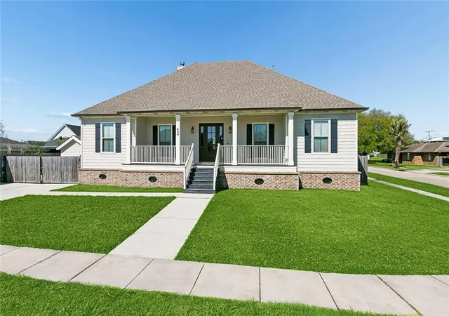 2nd image of 409 Llama Dr, Arabi, LA 70032 | MLS# 2554955