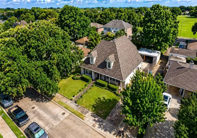 3rd image of 765 Emerald St, New Orleans, LA 70124 | MLS# 2554900