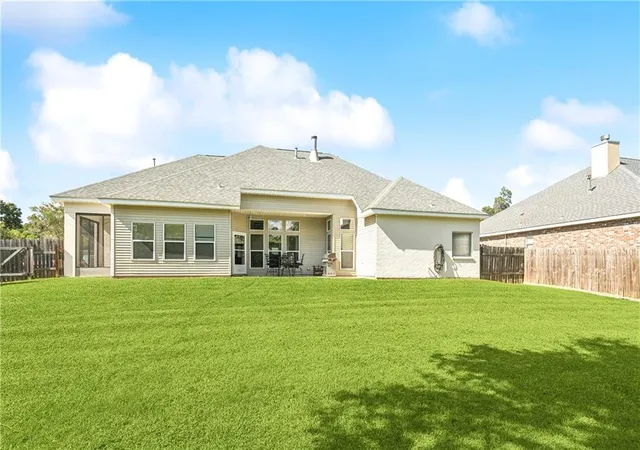 17th image of 24 Minter Dr, Mandeville, LA 70471 | MLS# 2553056