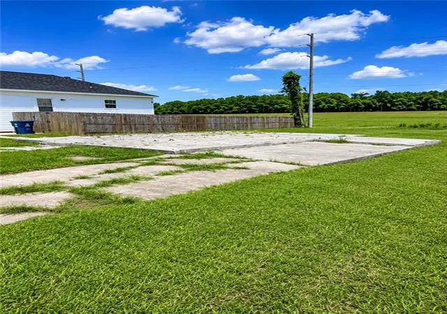 2nd image of 6557 Rue Louis Phillipe St, Marrero, LA 70072 | MLS# 2555012