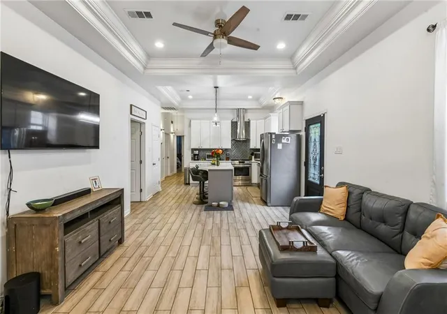 4th image of 8731 Pear St, New Orleans, LA 70118 | MLS# 2554416