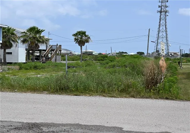 2nd image of 108 Chichi Ln, Grand Isle, LA 70358 | MLS# 2554371