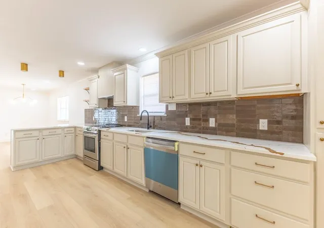 3rd image of 2053 Mandolin St, New Orleans, LA 70122 | MLS# 2555026