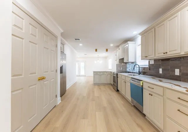 5th image of 2053 Mandolin St, New Orleans, LA 70122 | MLS# 2555026