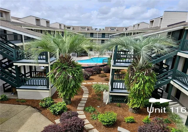 Homes for sale in Metairie, LA | 2330 Edenborn Ave #116, Metairie, LA 70001 | MLS# 2554505