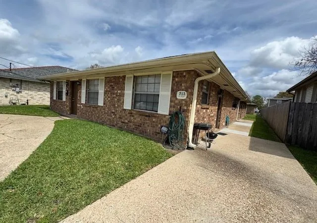 1st image of 713 715 Kent Ave, Metairie, LA 70001 | MLS# 2554726