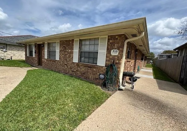 2nd image of 713 715 Kent Ave, Metairie, LA 70001 | MLS# 2554726