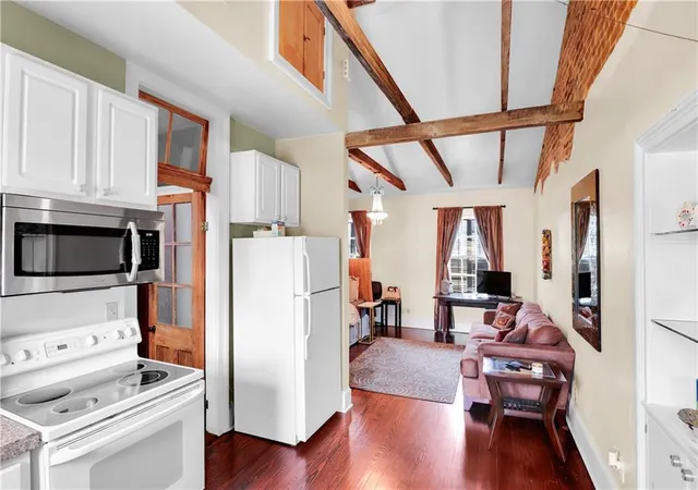 Homes for sale in New Orleans, LA | 1004 Governor Nicholls St, New Orleans, LA 70116