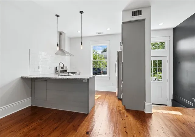 5th image of 535 Third St, New Orleans, LA 70130 | MLS# 2552903
