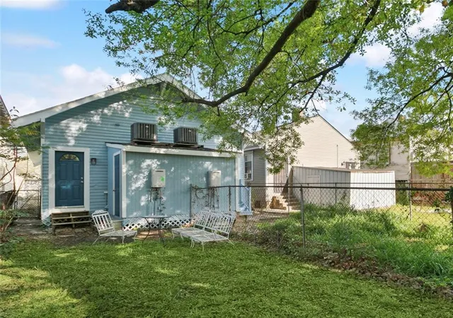 17th image of 616 618 S Hennessey St, New Orleans, LA 70119 | MLS# 2549978