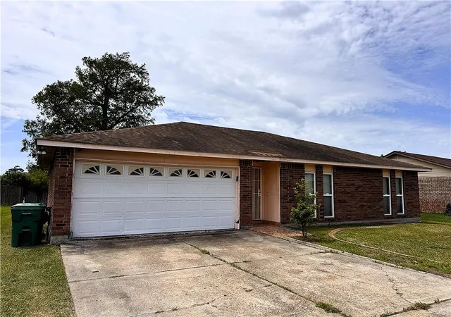Homes for sale in Harvey, LA | 2476 Paige Janette Dr, Harvey, LA 70058 | MLS# 2554653