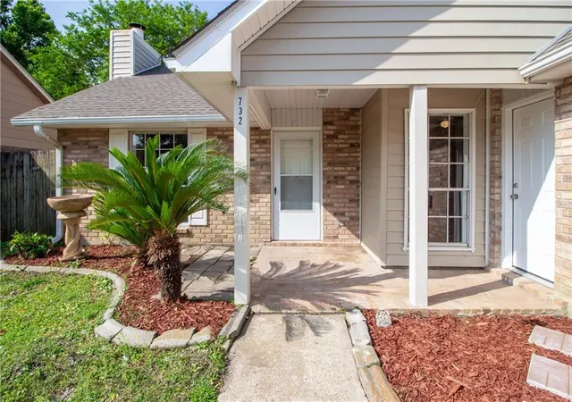 Homes for sale in La Place, LA | 732 Lafayette Dr, La Place, LA 70068 | MLS# 2555266