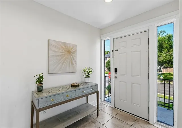 Homes for sale in New Orleans, LA | 3501 Octavia St, New Orleans, LA 70125 | MLS# 2554188