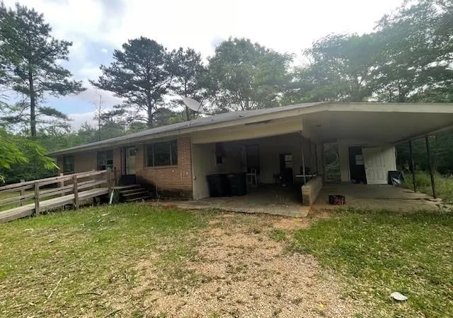 Homes for sale in Greensburg, LA | 3068 Hall And Lindsey Rd, Greensburg, LA 70441 | MLS# 2555394