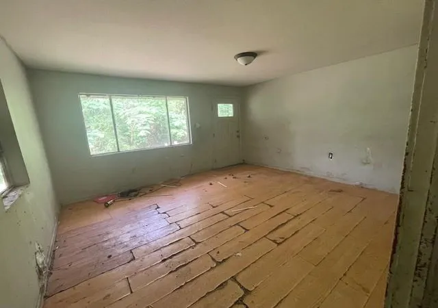 Photo 2 of Single family home for sale at 3068 Hall And Lindsey Rd, Greensburg, LA 70441 | MLS# 2555394 | Listing updated on 2026-07-01