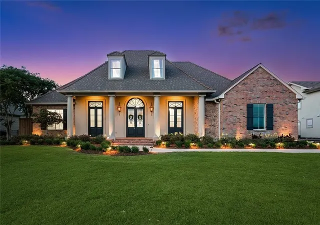 Photo 1 of Single family home for sale at 1481 Lakeshore Blvd, Slidell, LA 70461 | MLS# 2555514 | Listing updated on 2026-07-10