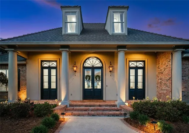 Photo 3 of Single family home for sale at 1481 Lakeshore Blvd, Slidell, LA 70461 | MLS# 2555514 | Listing updated on 2026-07-10