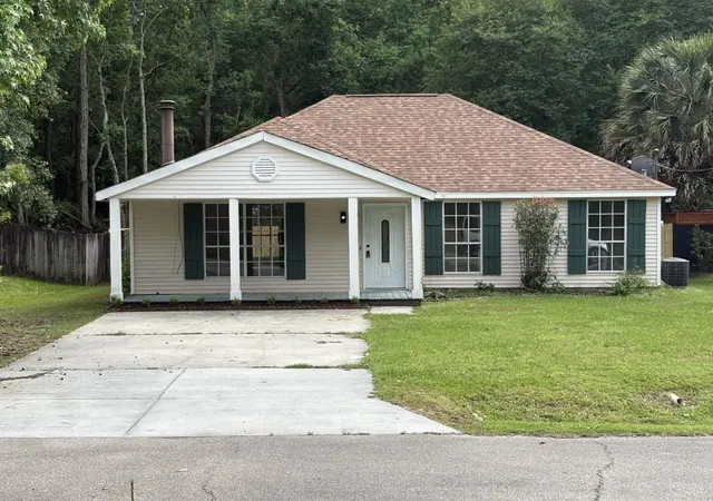 1st image of 2236 Labarre St, Mandeville, LA 70448 | MLS# 2555536