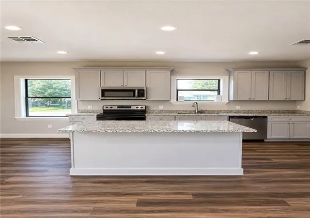 5th image of 1337 Charbonnet St, New Orleans, LA 70117 | MLS# 2555619
