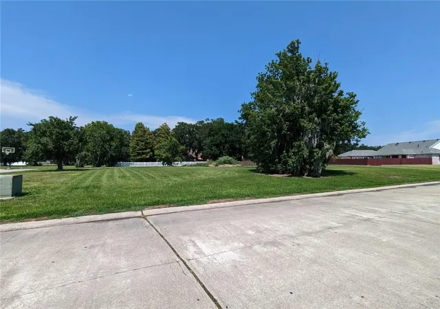 Homes for sale in Belle Chasse, LA | 875 Jason Dr, Belle Chasse, LA 70037 | MLS# 2555686