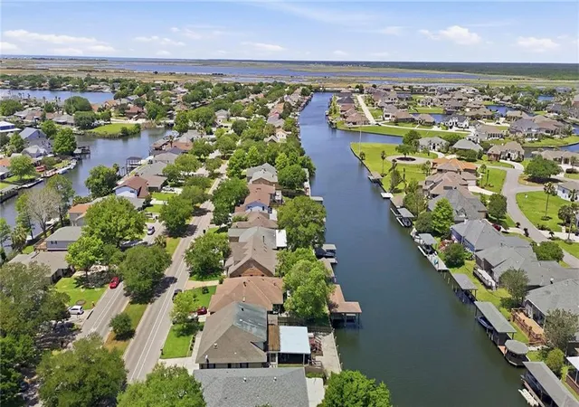 39th image of 320 Eden Isles Blvd, Slidell, LA 70458 | MLS# 2555755