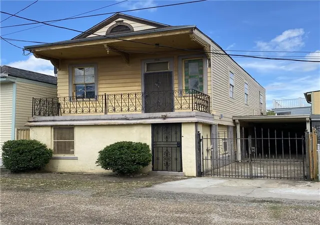 Photo 1 of Single family home for sale at 715 Harmony St, New Orleans, LA 70115 | MLS# 2555662 | Listing updated on 2026-07-28
