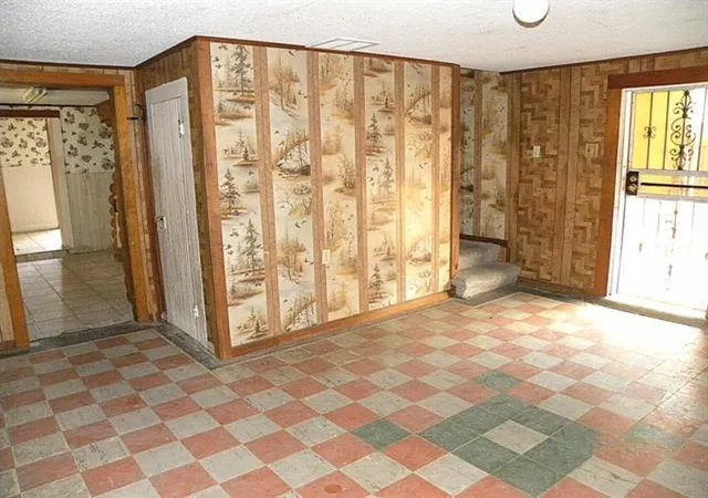 Photo 3 of Single family home for sale at 715 Harmony St, New Orleans, LA 70115 | MLS# 2555662 | Listing updated on 2026-07-28