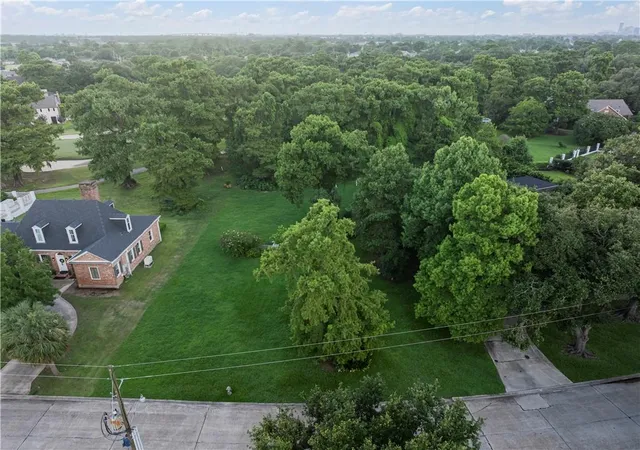 1st image of 34 Colony Rd, Gretna, LA 70056 | MLS# 2555853