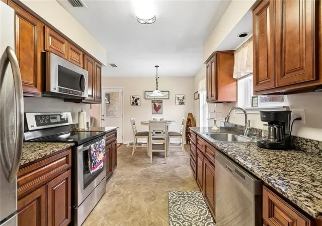 4th image of 2108 Charles Dr, Chalmette, LA 70043 | MLS# 2555841