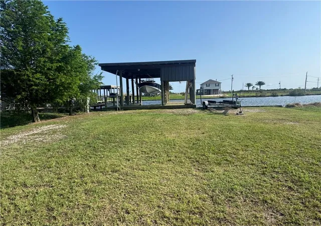 Homes for sale in Belle Chasse, LA | 113 Swallow Ln, Belle Chasse, LA 70037 | MLS# 2555862