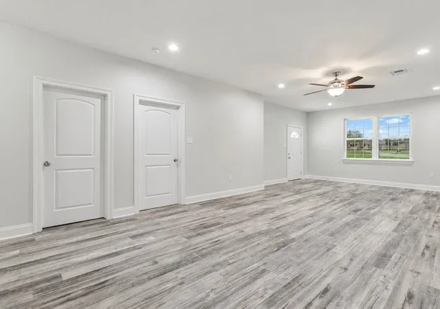 2nd image of 1164 66 Tallow Tree Ln, Harvey, LA 70058 | MLS# 2555877