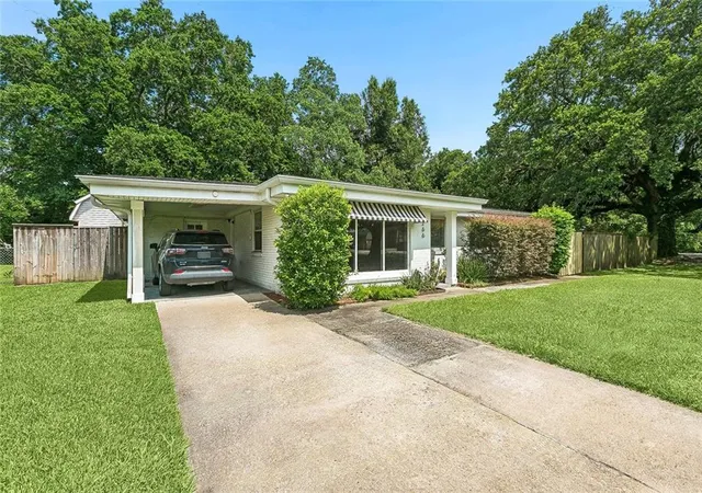 2nd image of 266 Roselyn Park Pl, New Orleans, LA 70131 | MLS# 2555858