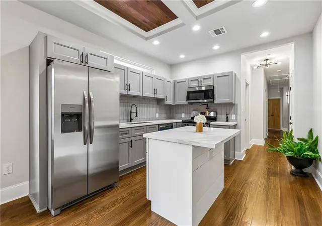 Homes for sale in New Orleans, LA | 2644 Gladiolus St, New Orleans, LA 70122 | MLS# 2554642
