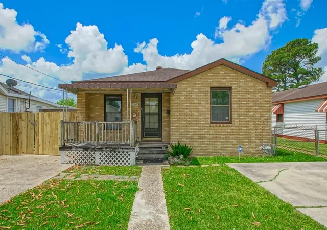 1st image of 1024 Gaudet Dr, Marrero, LA 70072 | MLS# 2554699