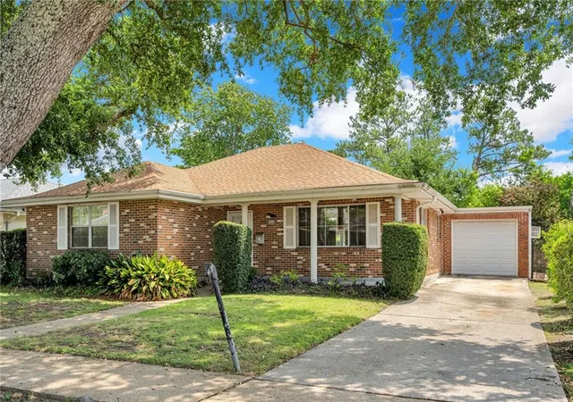 Photo 2 of Single family home for sale at 4505 Neyrey St, Metairie, LA 70002 | MLS# 2556011 | Listing updated on 2026-07-24