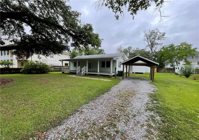 1st image of 314 West Beach Pkwy, Mandeville, LA 70448 | MLS# 2556007