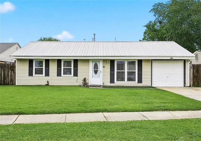Homes for sale in Avondale, LA | 90 Kathi Ln, Avondale, LA 70094 | MLS# 2555845